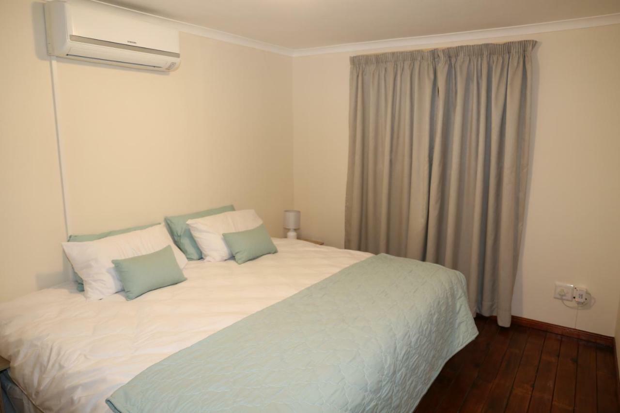 Laudin'S View Otel Umtentweni Dış mekan fotoğraf