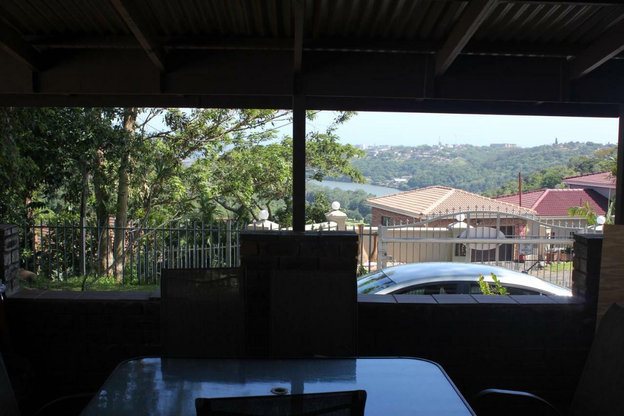 Laudin'S View Otel Umtentweni Dış mekan fotoğraf